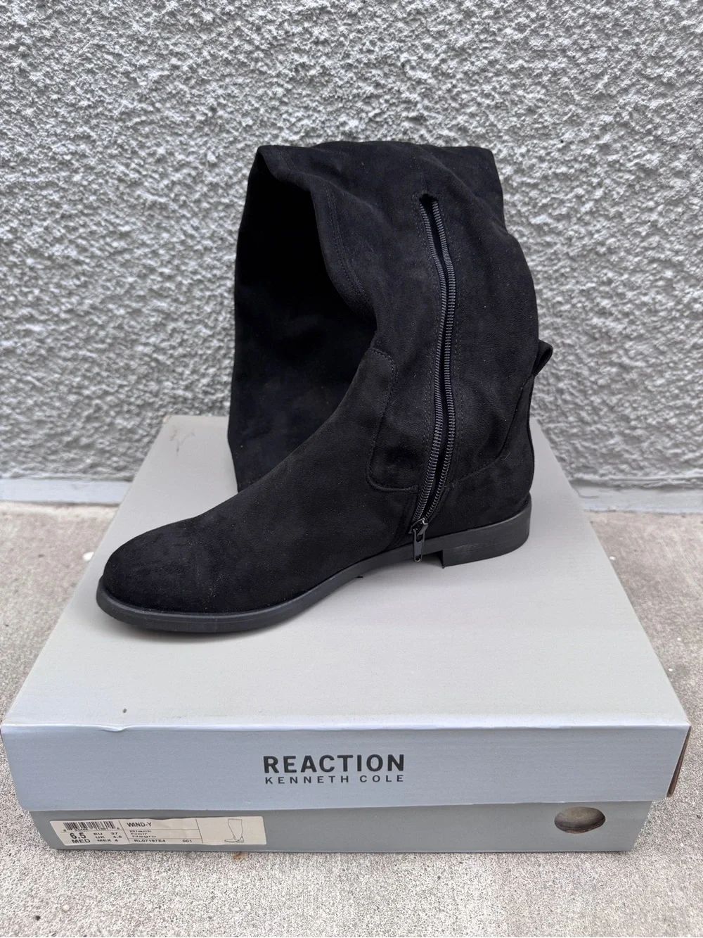 Brand New Kenneth Cole Reaction Wind-Y Over-the-Knee Boots - Black - Women 6.5M